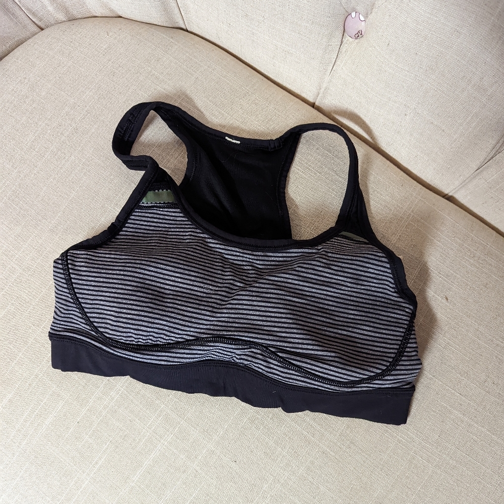 Lululemon bra
